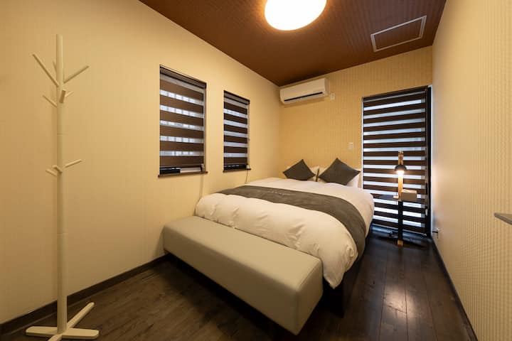 Tamaño de la cama: 150 cm x 200 cm