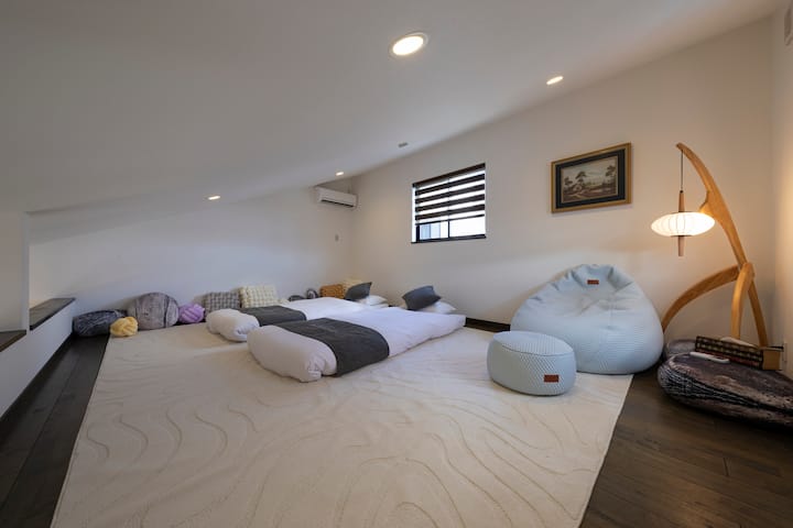 畳布団： 100 cm x 200 cm
　　　　　　　