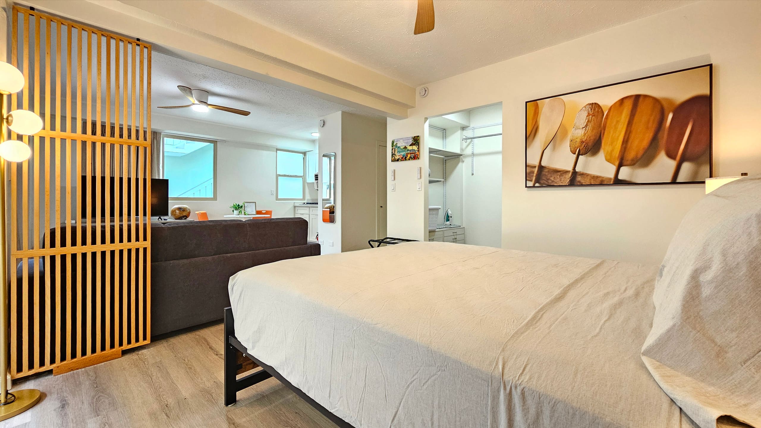 2412 PE St 205 Queen Bed, Futon, Kitchen, Lanai - Photo 20