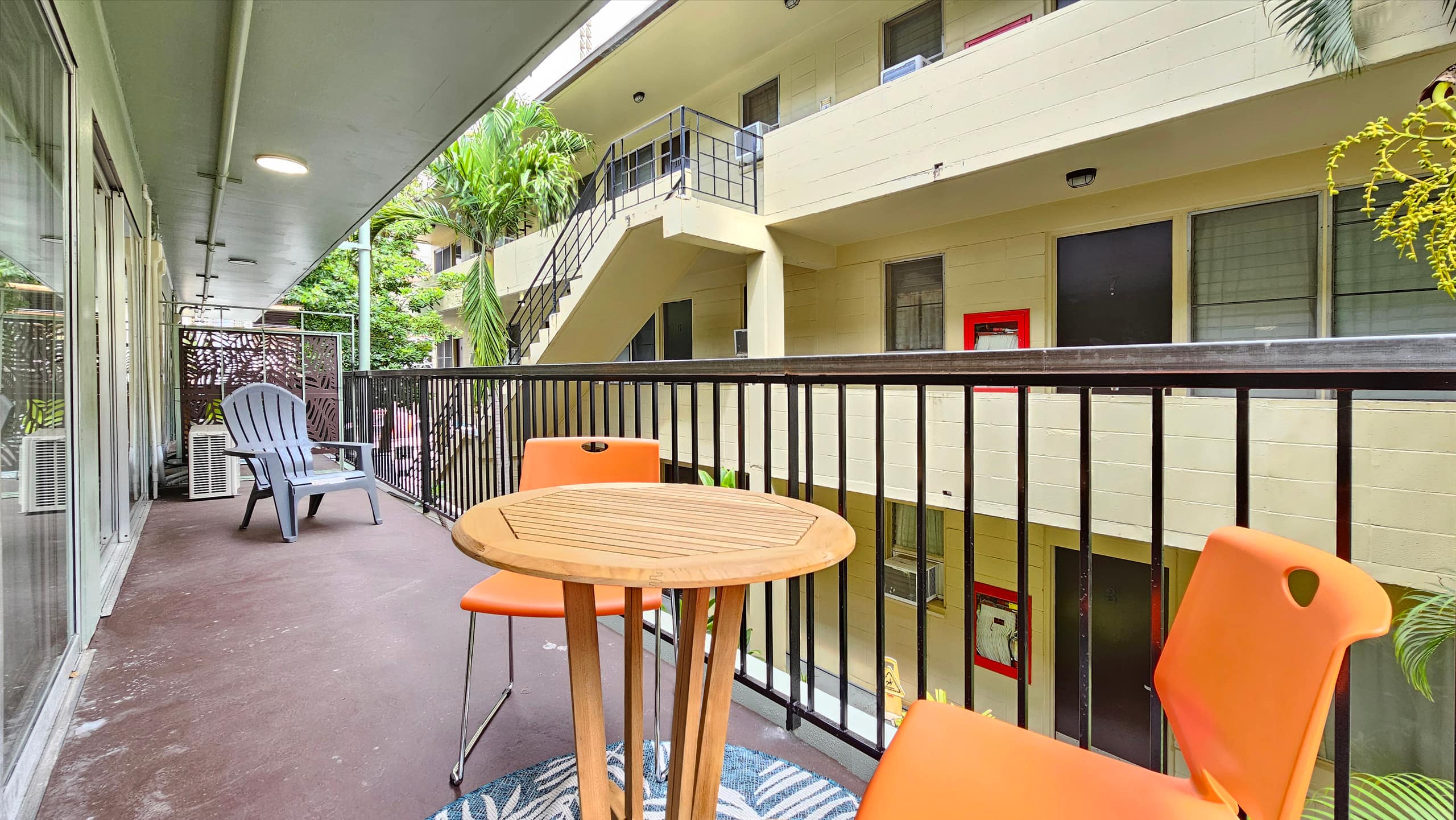 2412 PE St 205 Queen Bed, Futon, Kitchen, Lanai - Photo 16