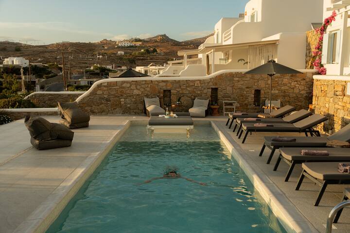 Paradisia Villas – Sunset Villa 5 bd /Private Pool gallery image 3