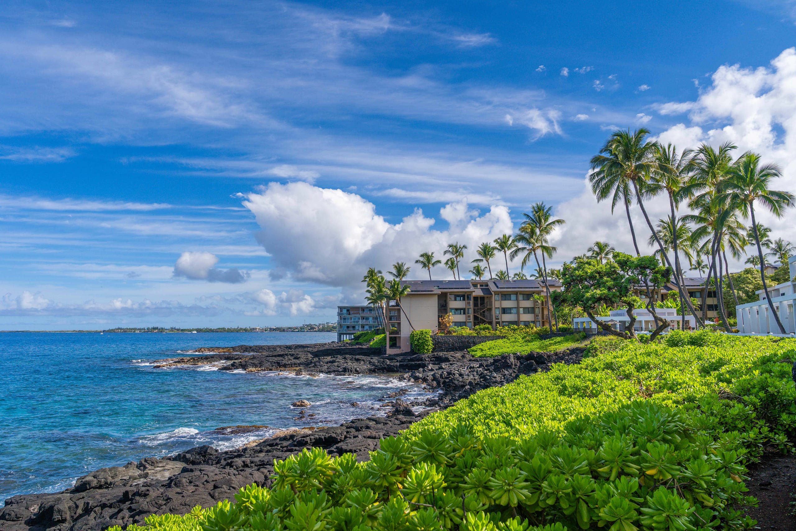 Condo in Kailua-Kona · ★4.79 · 2 bedrooms · 2 beds · 2 baths - Image 20