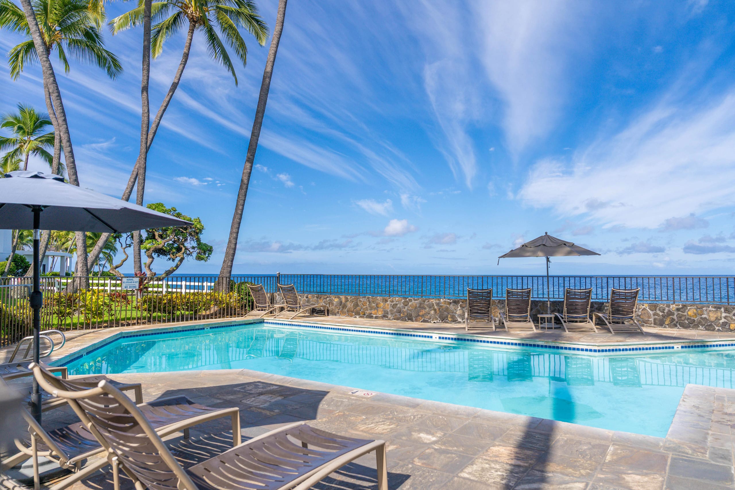 Condo in Kailua-Kona · ★4.79 · 2 bedrooms · 2 beds · 2 baths - Image 26