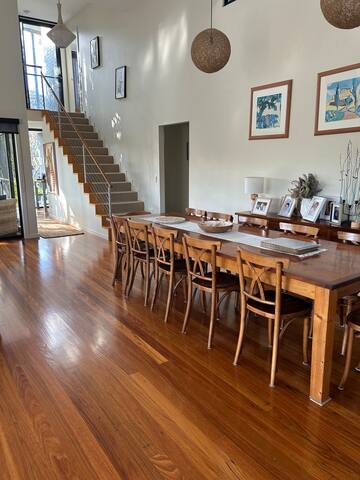 Entire home, pool and beach. 6 bedrooms 11 beds. gallery image 4