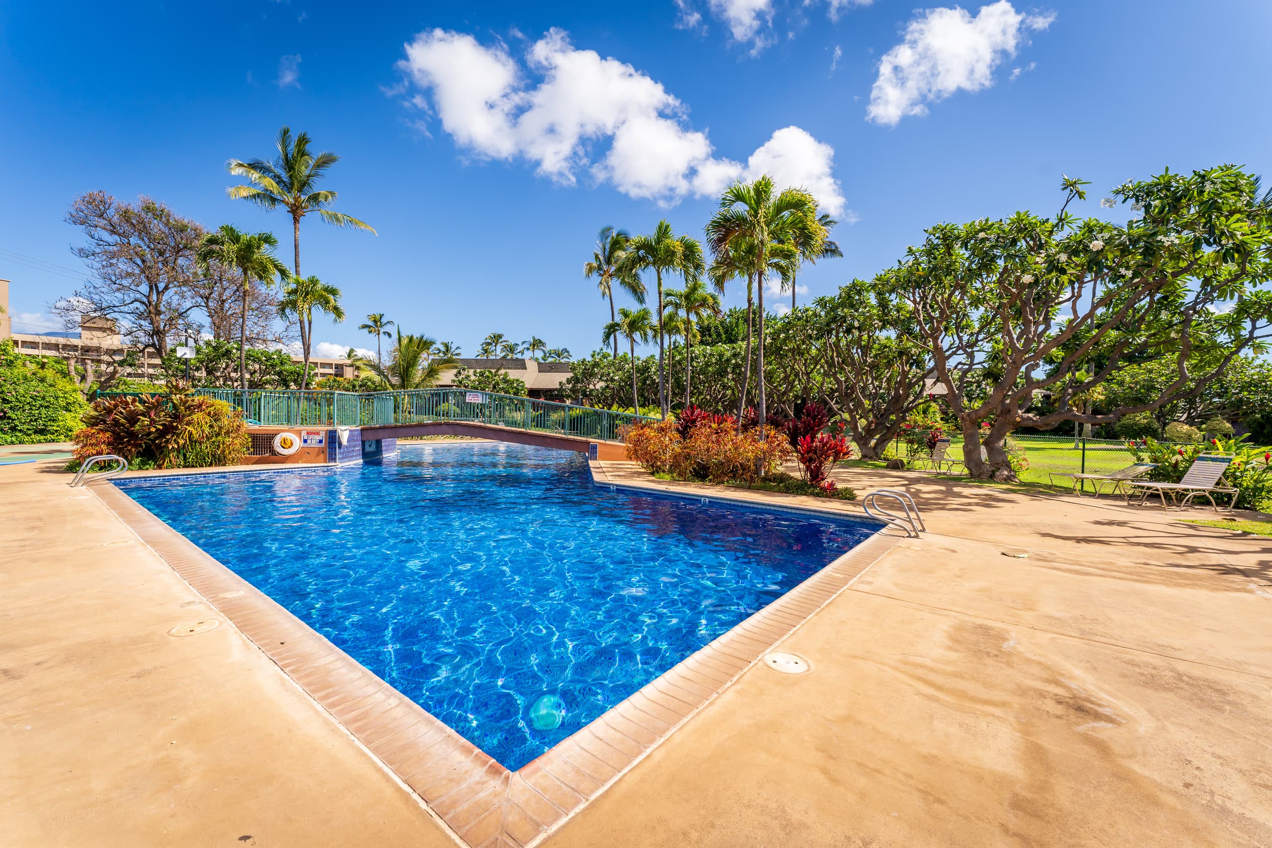 Summer Maui Modern Cute Chic Beach Retreat-sleep 6 - Image 41