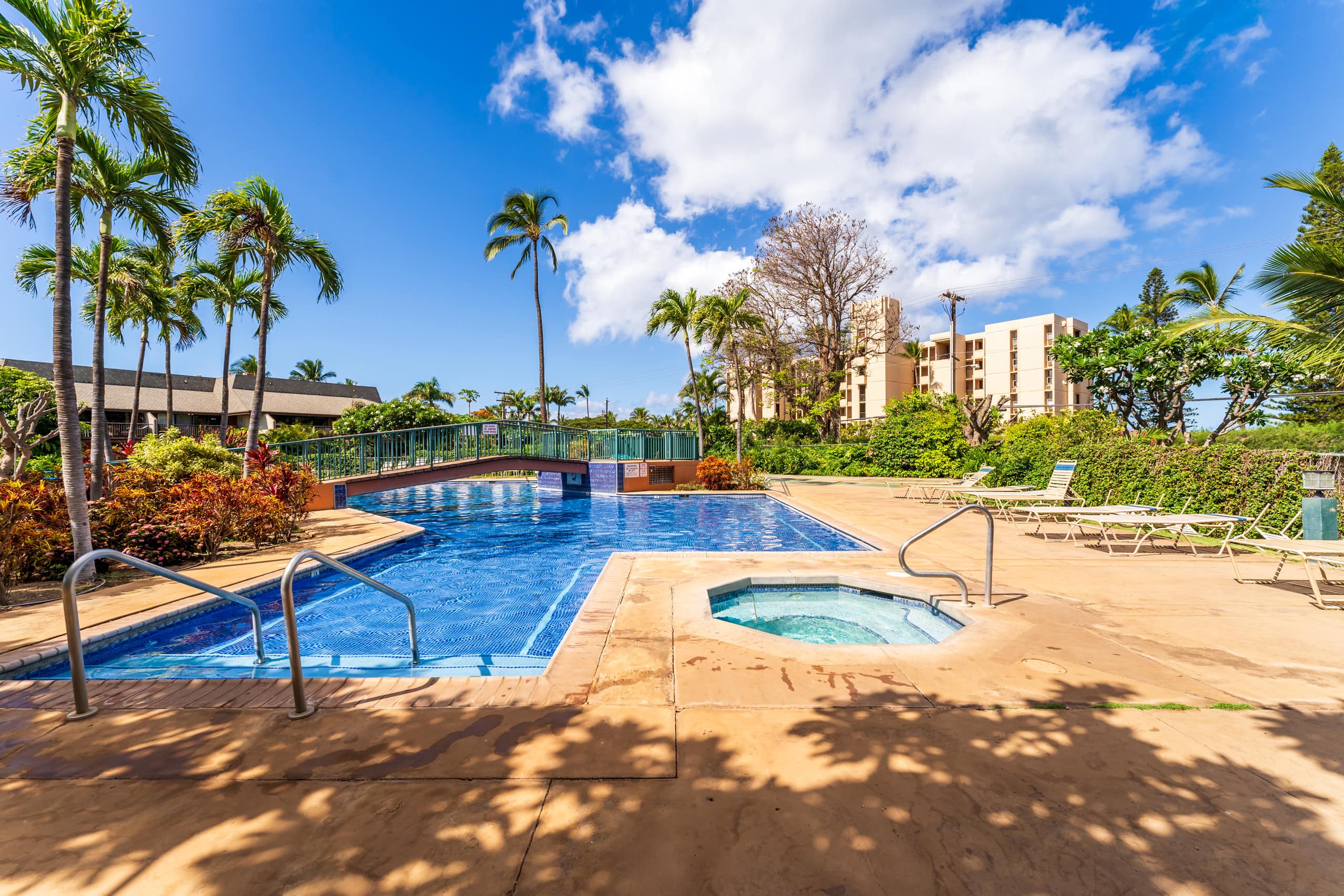 Summer Maui Modern Cute Chic Beach Retreat-sleep 6 - Image 42