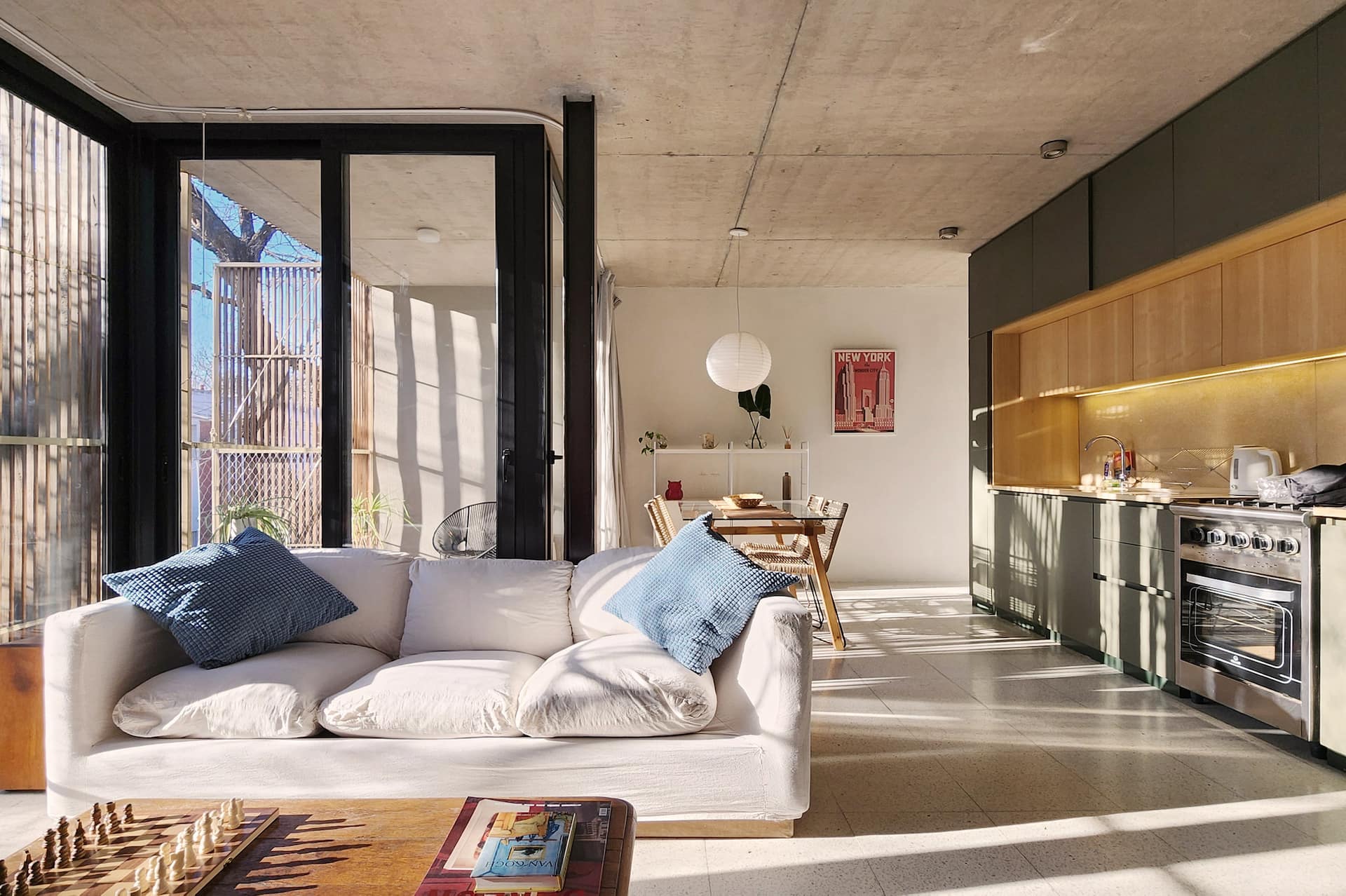 Enjoy a beautiful and "unique house" in Buenos Aires