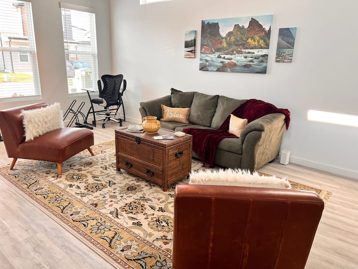 Hygge Cottage - Bentonville, AR