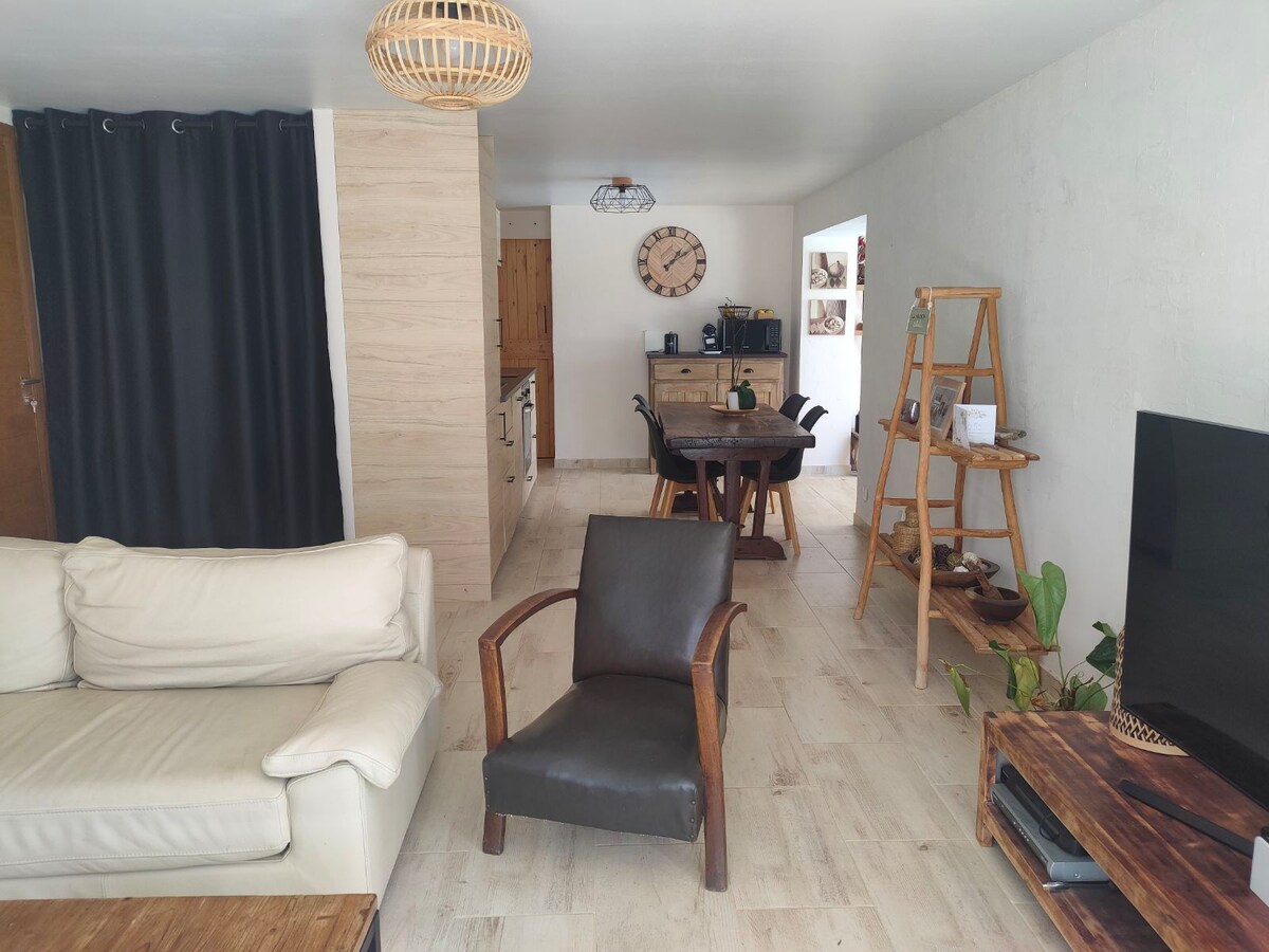 Top performing Airbnb: Apartment at the bottom of the Villa in Tourrettes Sur Loup