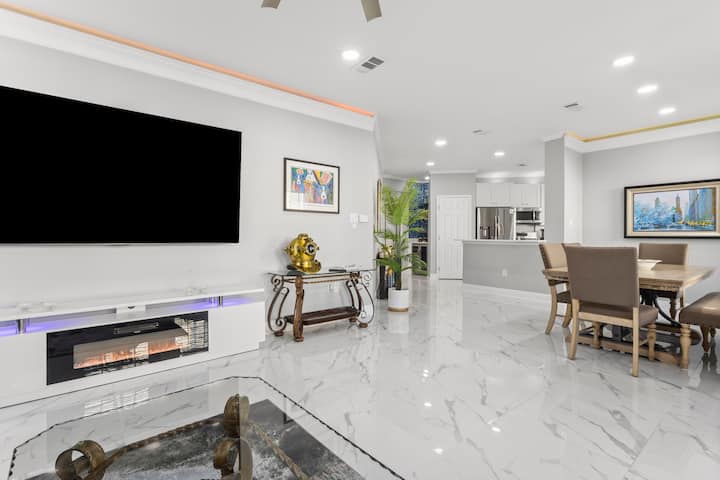 3br Gamer Retreat Near Biloxi Beaches | 2 Pools - Biloxi, MS