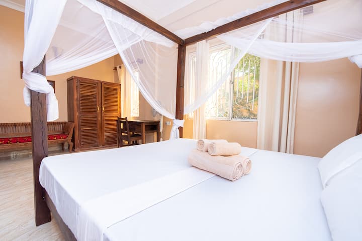 საძინებელი 4