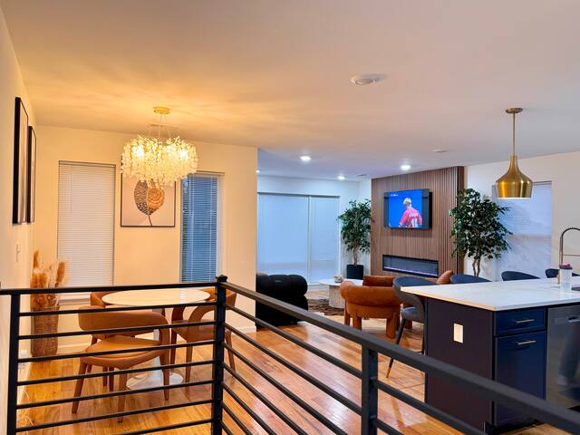 Luxurious 3 BR Home 10 mins from Newark Airport gallery image 3