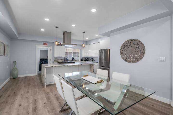 Los Feliz – Hollywood’ Haus gallery image 2