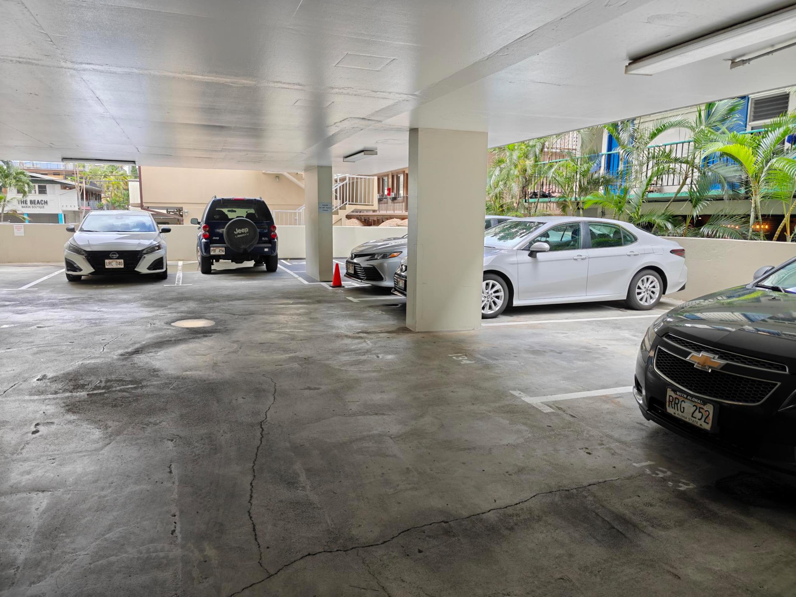 TWP 305 - Waikiki Beach Retreat - Image 24
