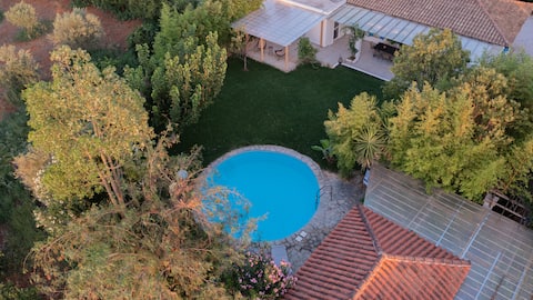 Spacious House with Cottage&Pool