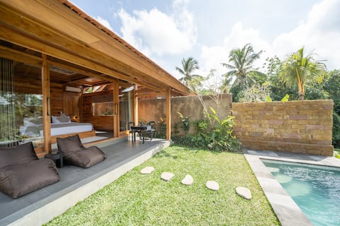 New listing! private pool 1 BR