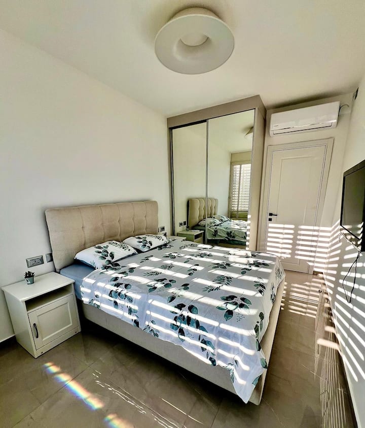 Beachfront apartment 5