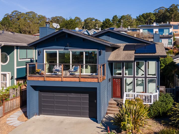 Coastal Retreat Near Harbor, Beaches, Restaurants - Half Moon Bay, CA