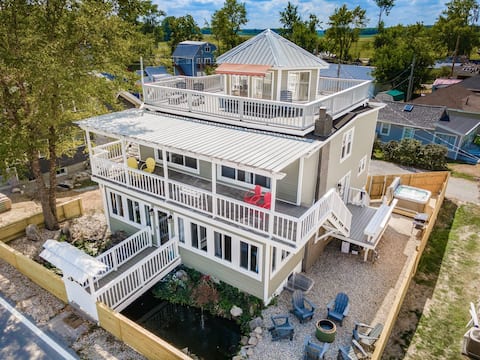 Whirlwind Waters Paradise