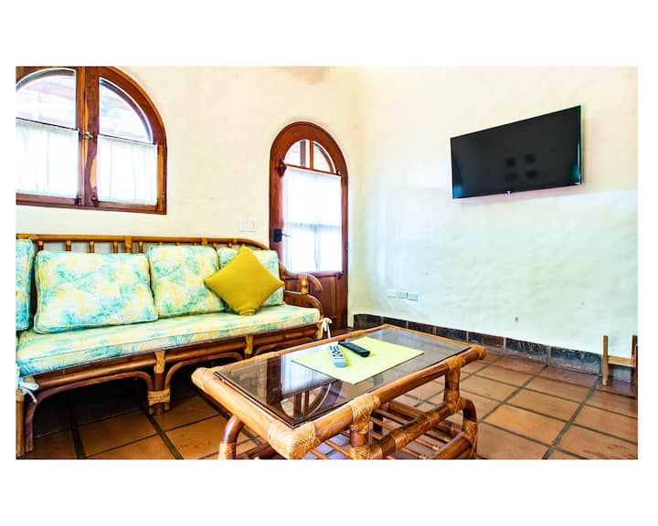 Jungle Experience Blocks From The Beach - San Juan del Sur
