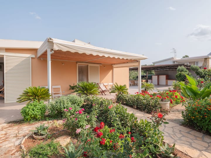 Cas'amare Holidays, Home Is Love - Castellammare del Golfo