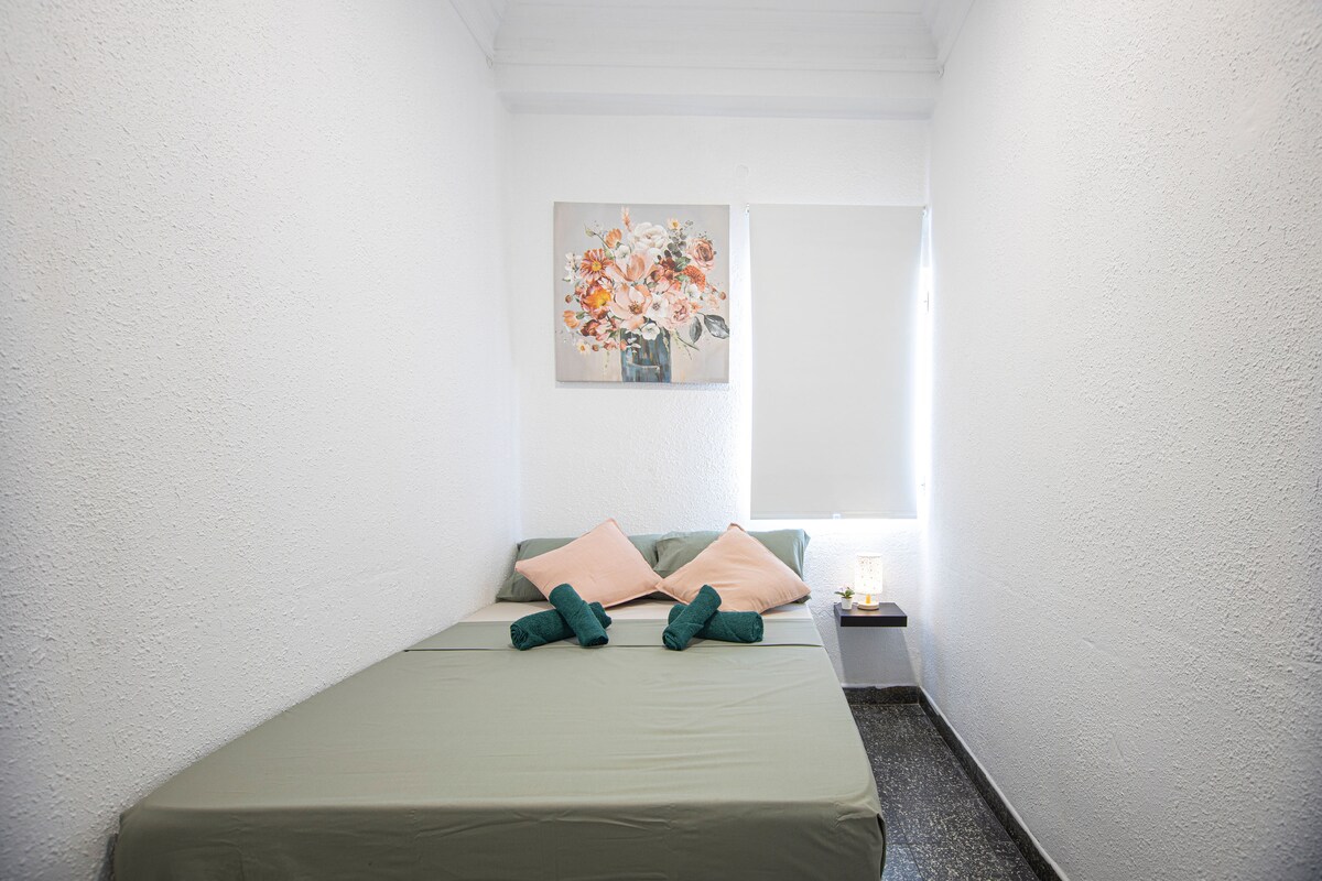 غرفة النوم 2