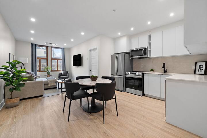 Luxurious new Historic 2 bedroom Apartment gallery image 5