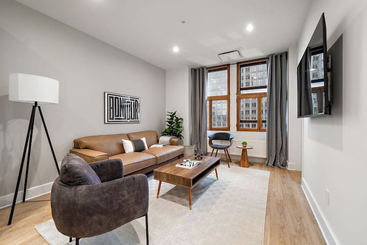 Historic Luxury Old MTL | 3BR – 2BA