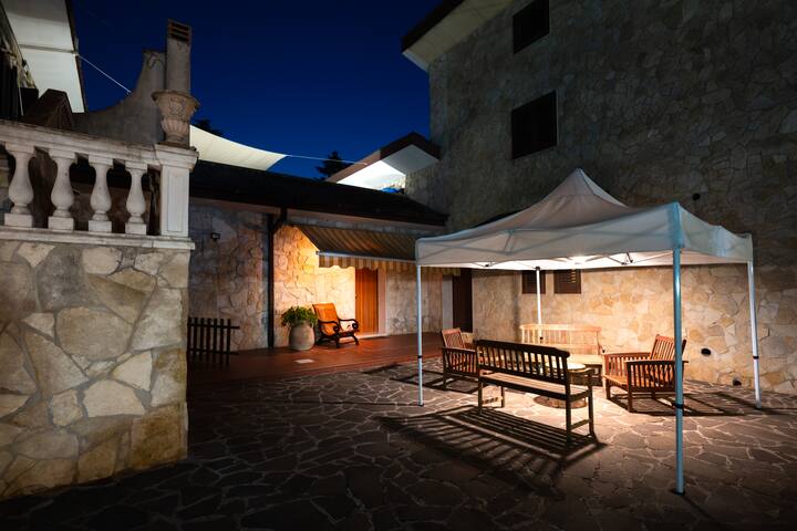 Villa isabella con parcheggio e wifi gallery image 5