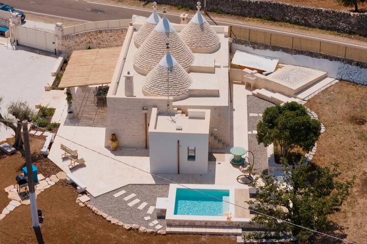 I Trulli di Rò with Private Pool gallery image 2
