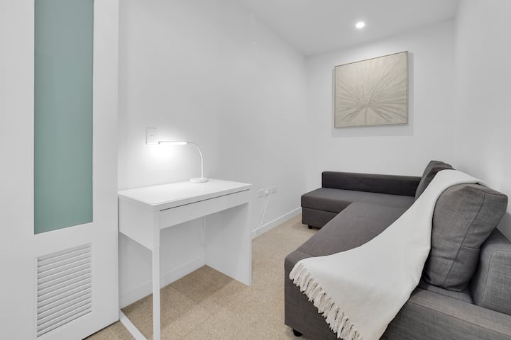 Ambienti i dhomës së gjumit