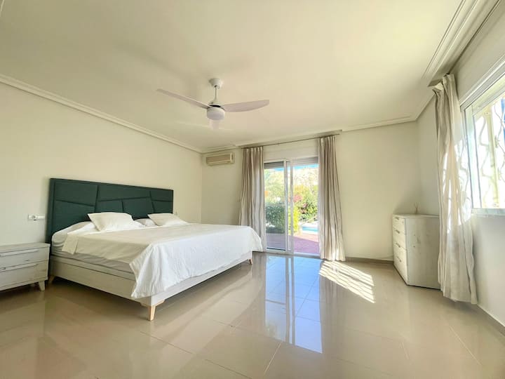 საძინებელი 4