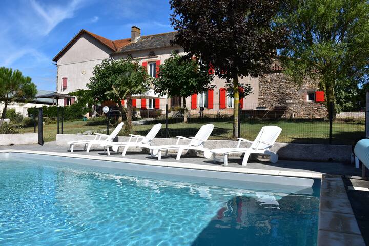 Gite De La Pagesié
(15 Personnes) - Tarn