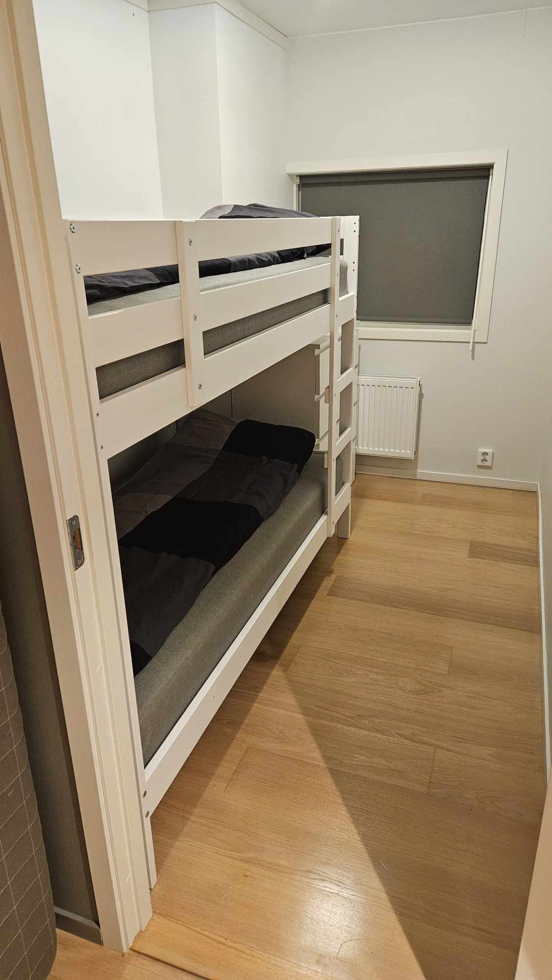 أسرّة بطابقين، 90 + 90 سم