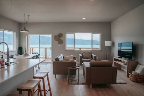 Front Street #2, 2 BR, water view, w/d, downtown