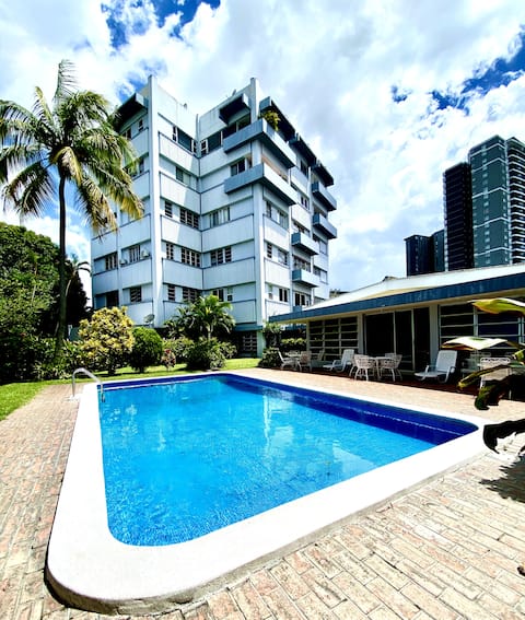 twin Apts en San Benito Zona Rosa for 16 people