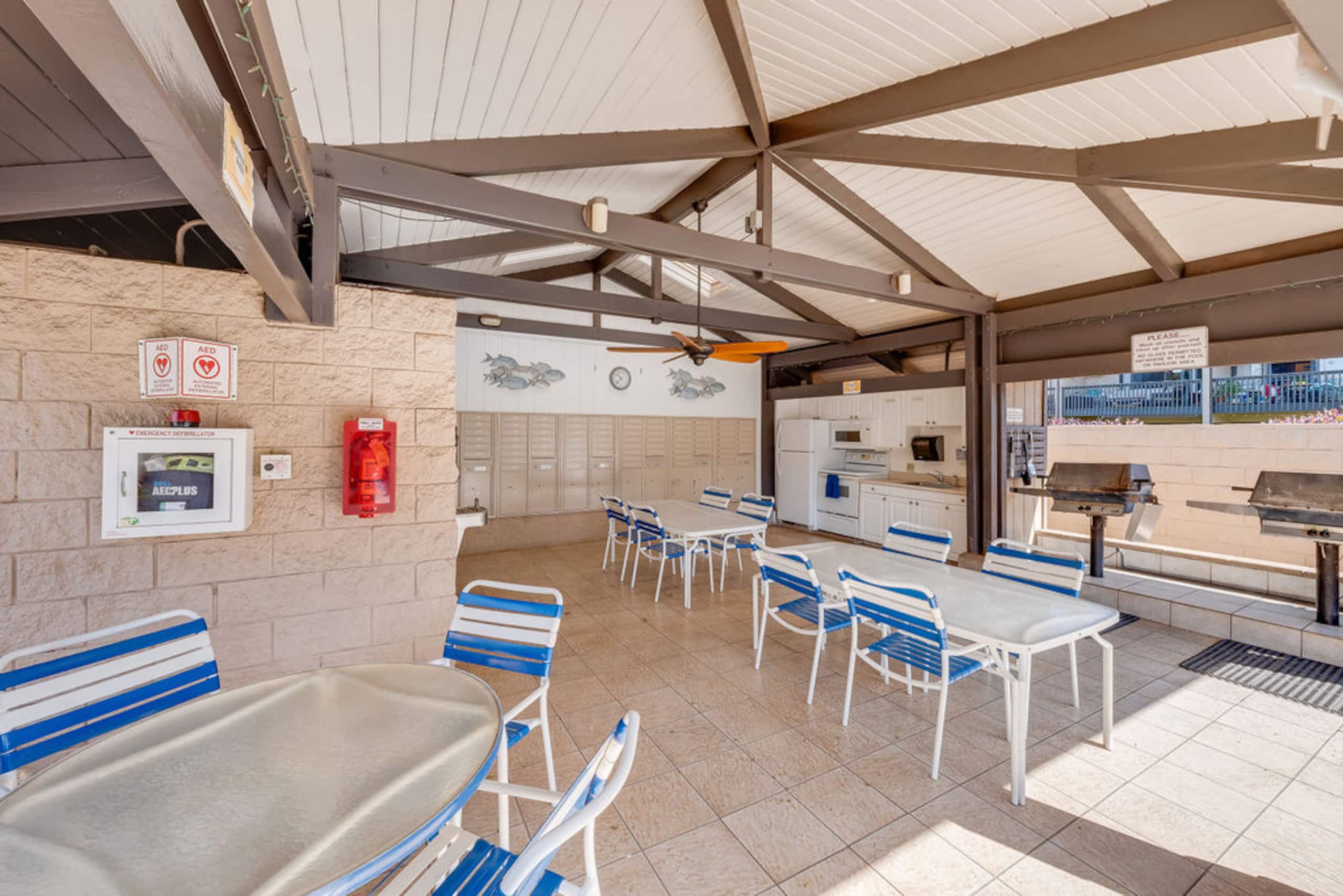 Condo in Kihei · ★4.83 · 1 bedroom · 2 beds · 1 bath - Image 17