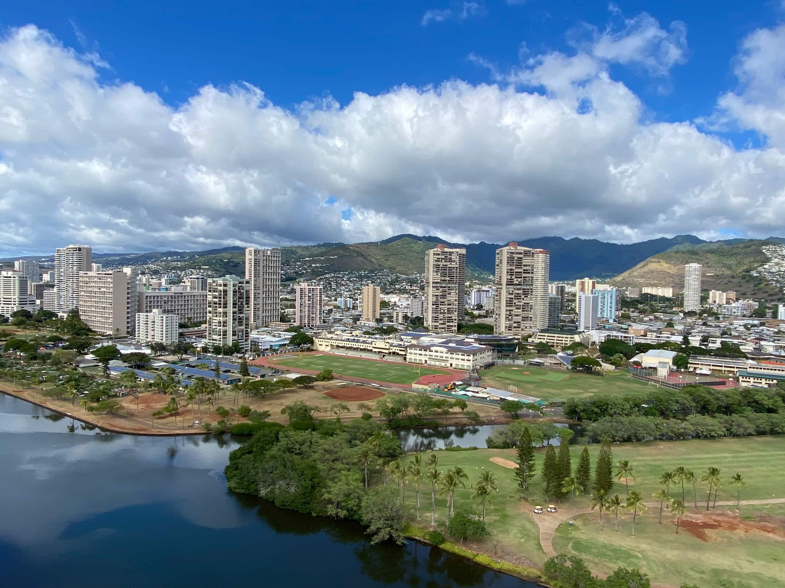 Condo in Honolulu · ★4.84 · 1 bedroom · 5 beds · 1 private bath - Image 25