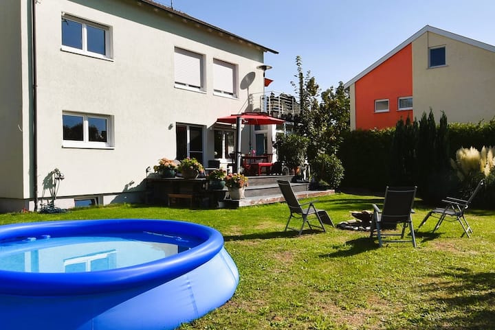 House near the lake for 12 people