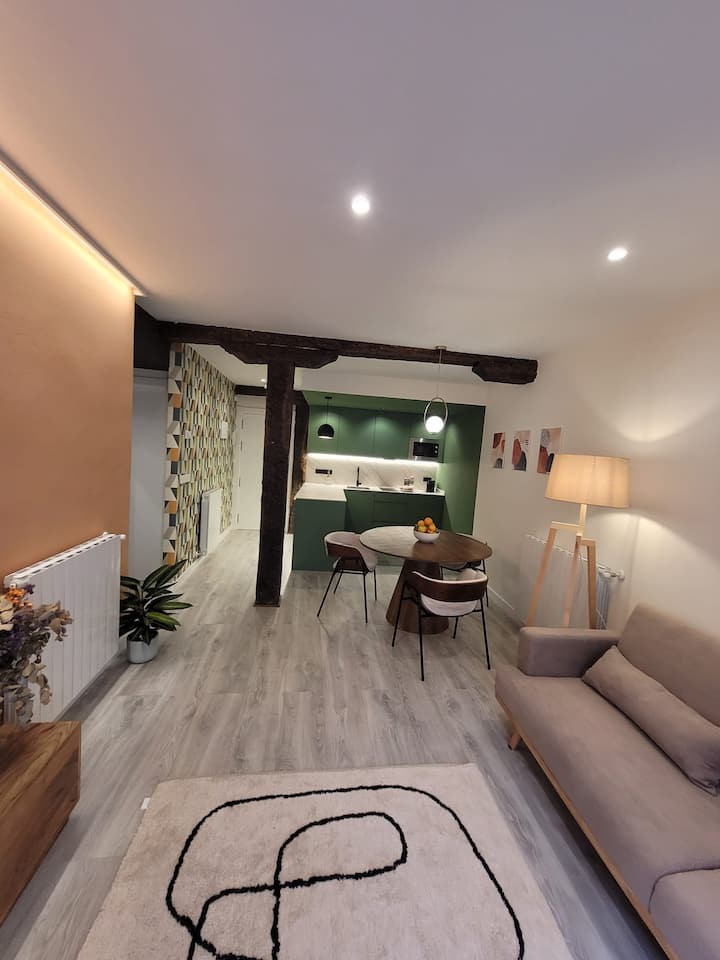 Piso Boutique A Un Minuto Del Casco Viejo - Bilbao