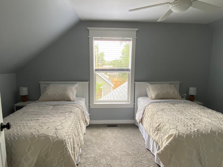 საძინებელი 3