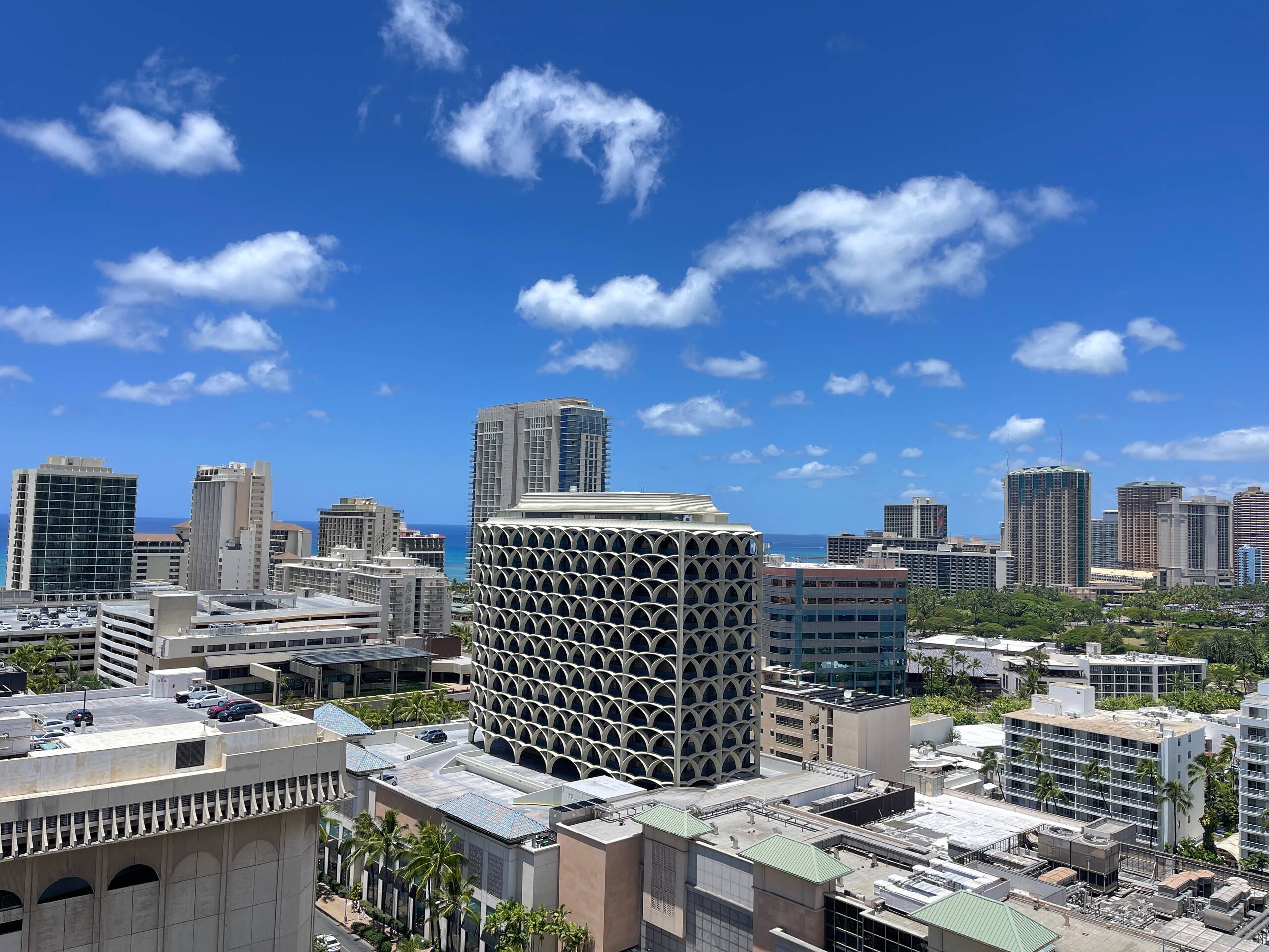 Condo in Honolulu · ★4.63 · Studio · 1 bed · 1 private bath - Image 21