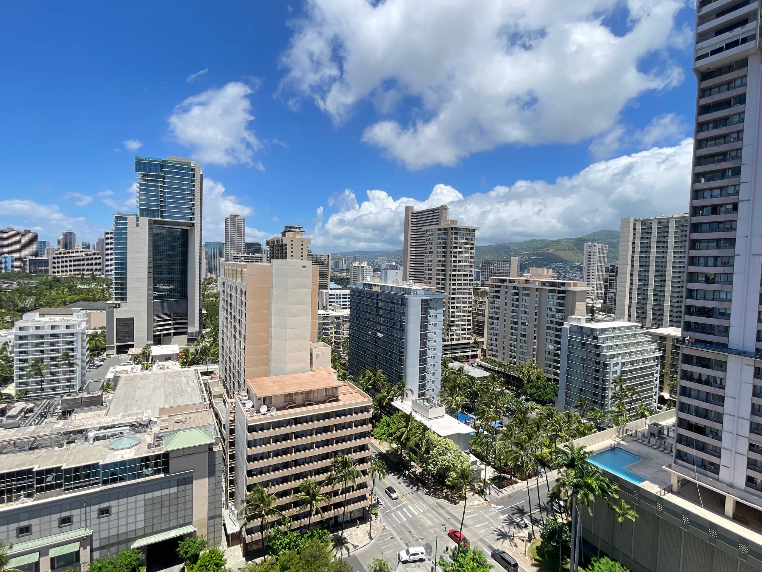 Condo in Honolulu · ★4.63 · Studio · 1 bed · 1 private bath - Image 19