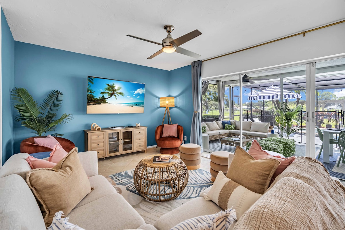 Popular Airbnb listing: Relax w/ Heated Pool+Lake Views+Game Room & More! in Bradenton