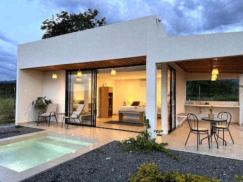 Valle Escondido Cabin