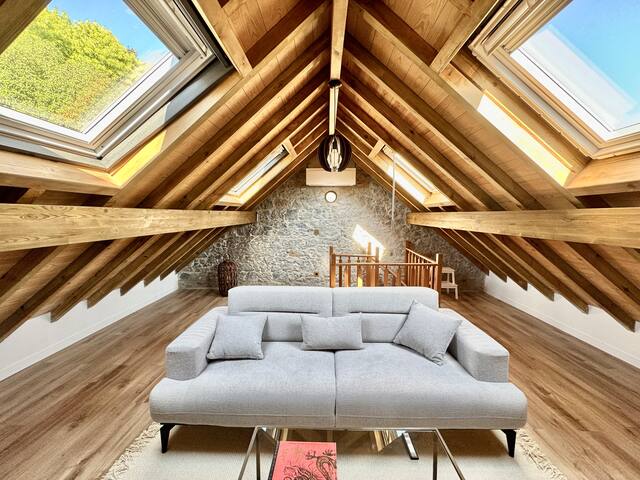 Window to the Moorish Castle gallery image 5