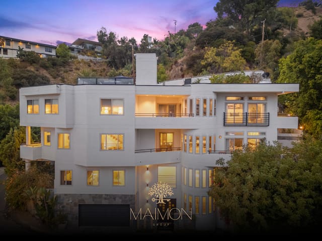 Mediterranean Elegance: LA Views & Luxury Awaits