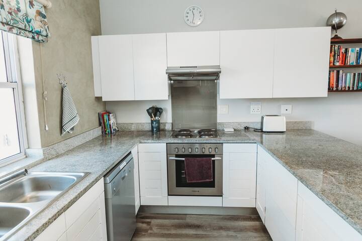 Restore your Soul, Boulders Beach, Simon’s Town gallery image 5