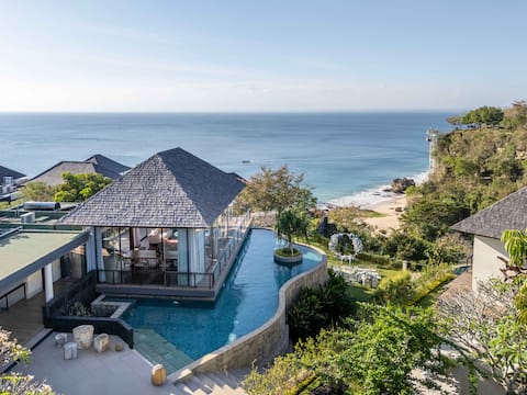 Cliff-front Ocean View Villa, 2 Pools&Beach Access
