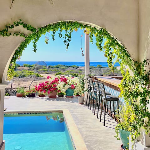 Private Home, 1-Minute Walk to Beach, Ocean Views